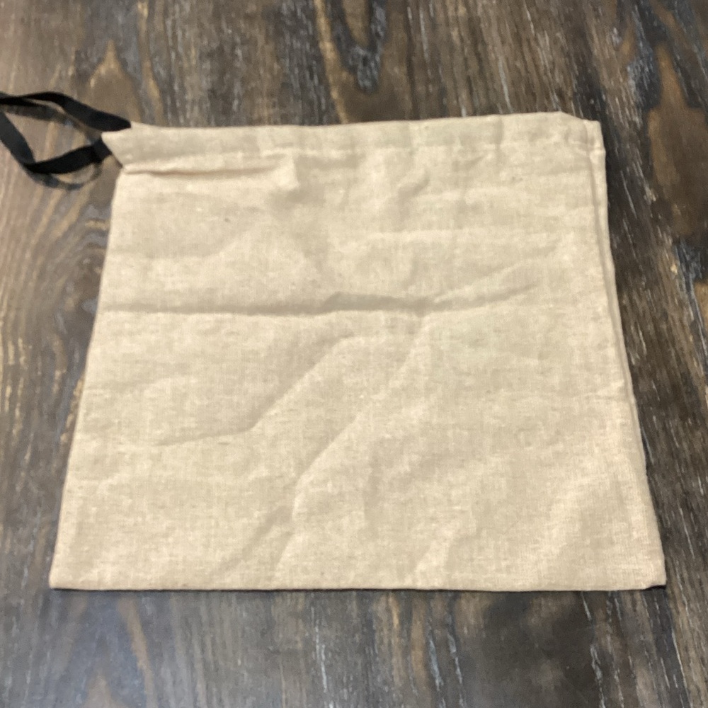 Gucci Beige Drawstring Dust Bag - Picture 2 of 6